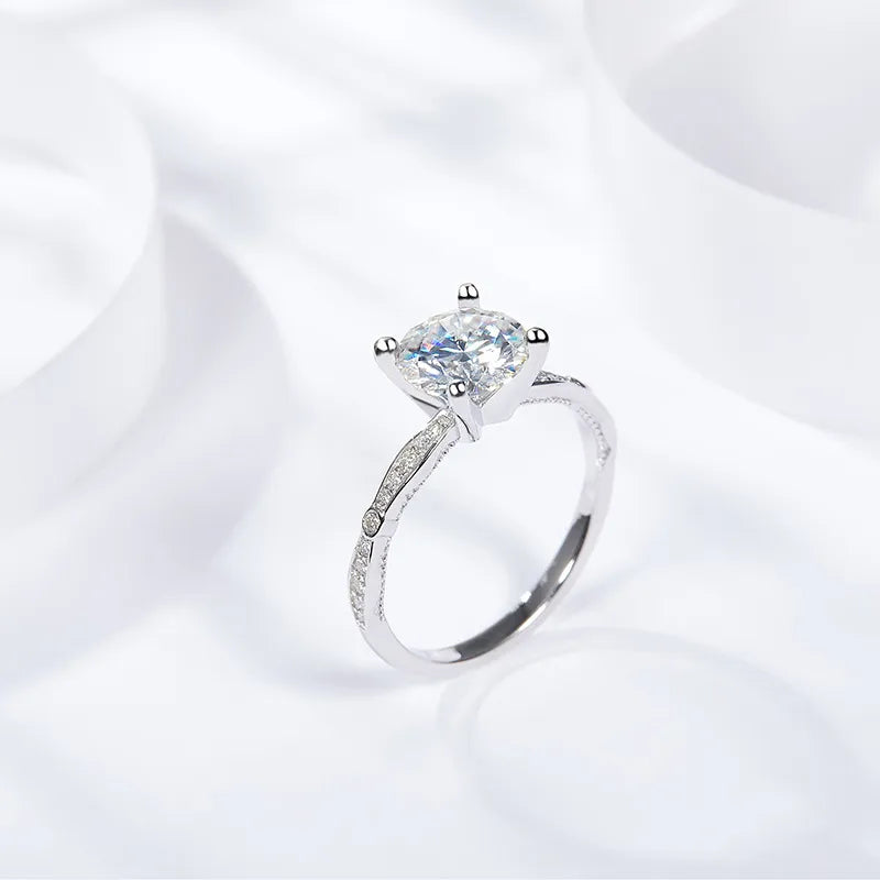 https://image3.nihaojewelry.com/fit-in/800x800/filters:quality(80)/filters:format(webp)/product/2024/8/12/1822906928058208256/925-Sterling-Silver-Moissanite-Geometric-Rings-1.jpg